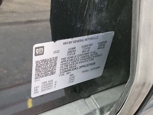 Used 2023 Chevrolet Suburban High Country w/ Premium Package 2 image 33