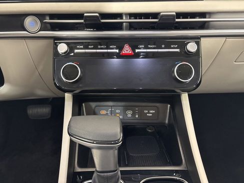 Certified 2025 Hyundai Tucson SEL FWD image 19