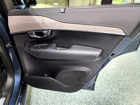 Used 2021 Volvo XC90 T8 Inscription image 28
