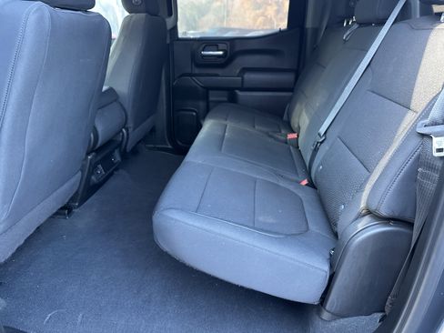 Certified 2021 Chevrolet Silverado 1500 Custom image 19