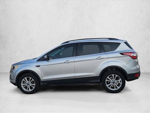 Used 2018 Ford Escape SE AWD/4WD image 9