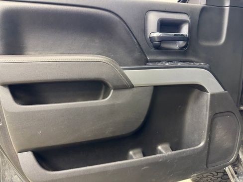 Used 2017 Chevrolet Silverado 1500 LT w/ All Star Edition image 9