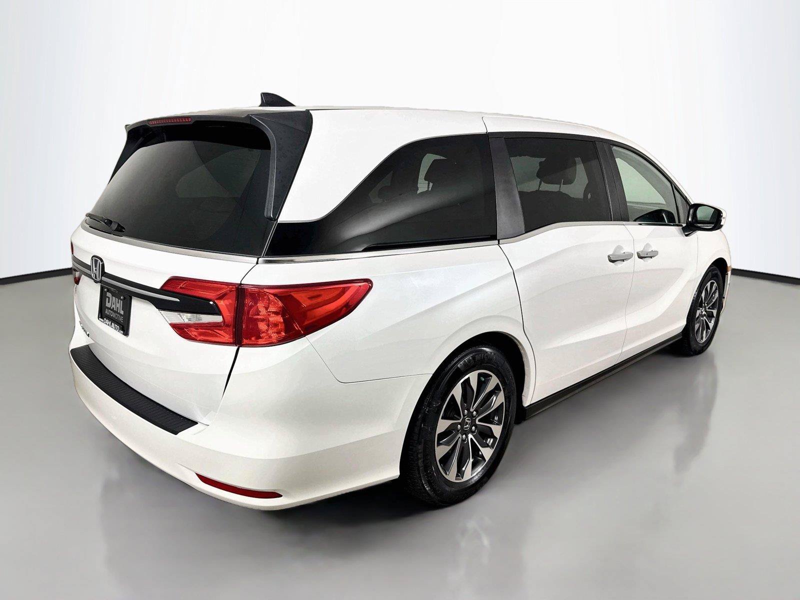 Certified 2024 Honda Odyssey EX-L image 13