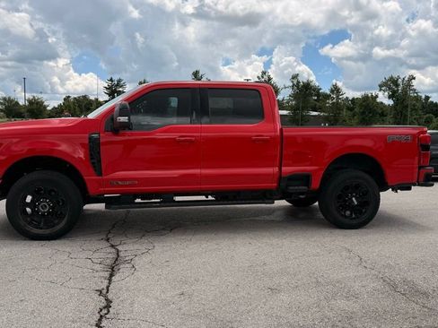 Used 2024 Ford F250 Lariat w/ Black Appearance Package AWD/4WD image 4