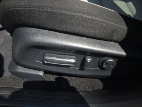 Certified 2025 Honda CR-V EX image 16