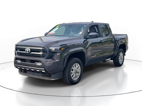 Certified 2024 Toyota Tacoma SR5 RWD image 3