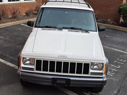 Used 1996 Jeep Cherokee 4WD 4-Door image 15