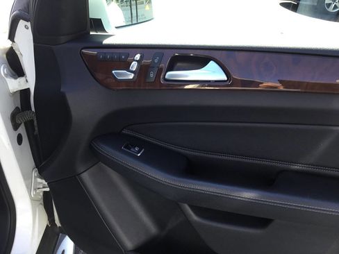 Used 2018 Mercedes-Benz GLS 450 4MATIC image 26