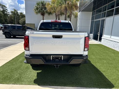 New 2025 Chevrolet Colorado W/T w/ Advanced Trailering Package image 8