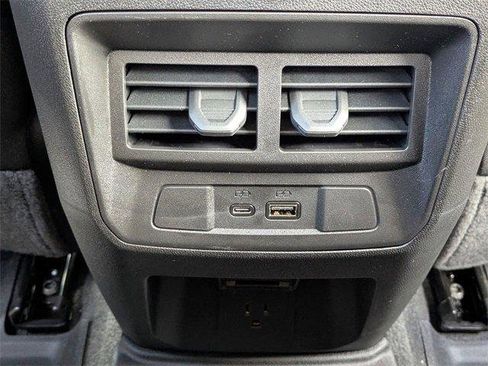 New 2025 GMC Canyon Elevation w/ Convenience Package image 17