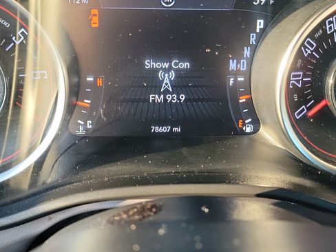 Used 2020 Dodge Challenger SXT image 8