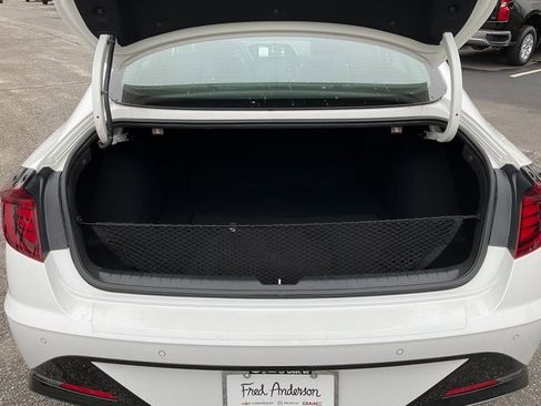 Used 2022 Hyundai Sonata Limited image 17