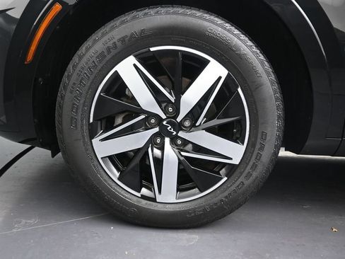 Used 2023 Kia Sorento S w/ Panoramic Sunroof Package FWD image 10