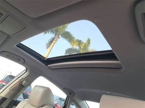 Used 2018 Honda Accord Touring image 20