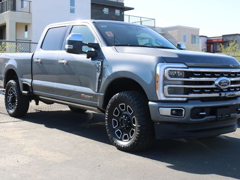 Used 2024 Ford F350 Platinum w/ FX4 Off-Road Package AWD/4WD image 4