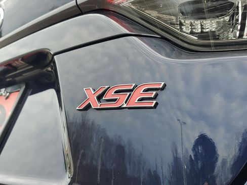 Used 2024 Toyota Corolla XSE image 7