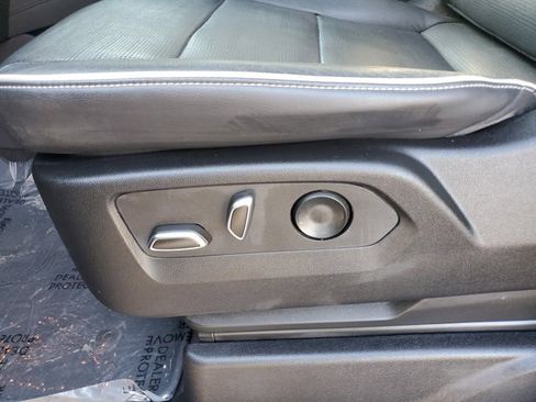 Used 2022 Cadillac Escalade Sport w/ Touring Package image 20