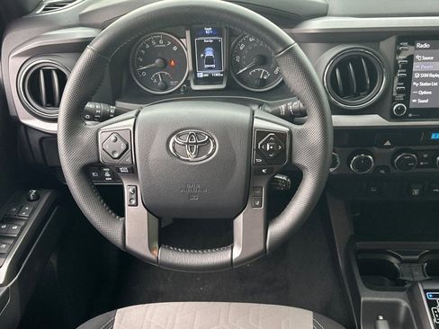 Used 2023 Toyota Tacoma TRD Sport image 26