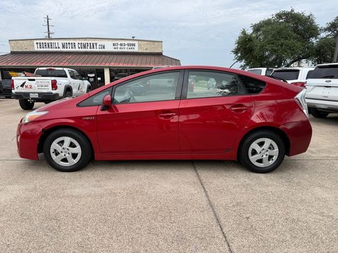 Used 2011 Toyota Prius Three w/ Navigation Pkg FWD image 4