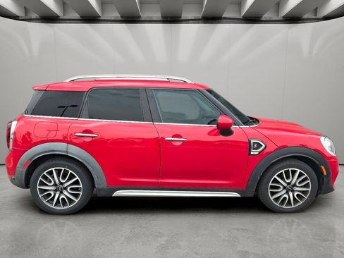 Used 2017 MINI Cooper Countryman S FWD image 9
