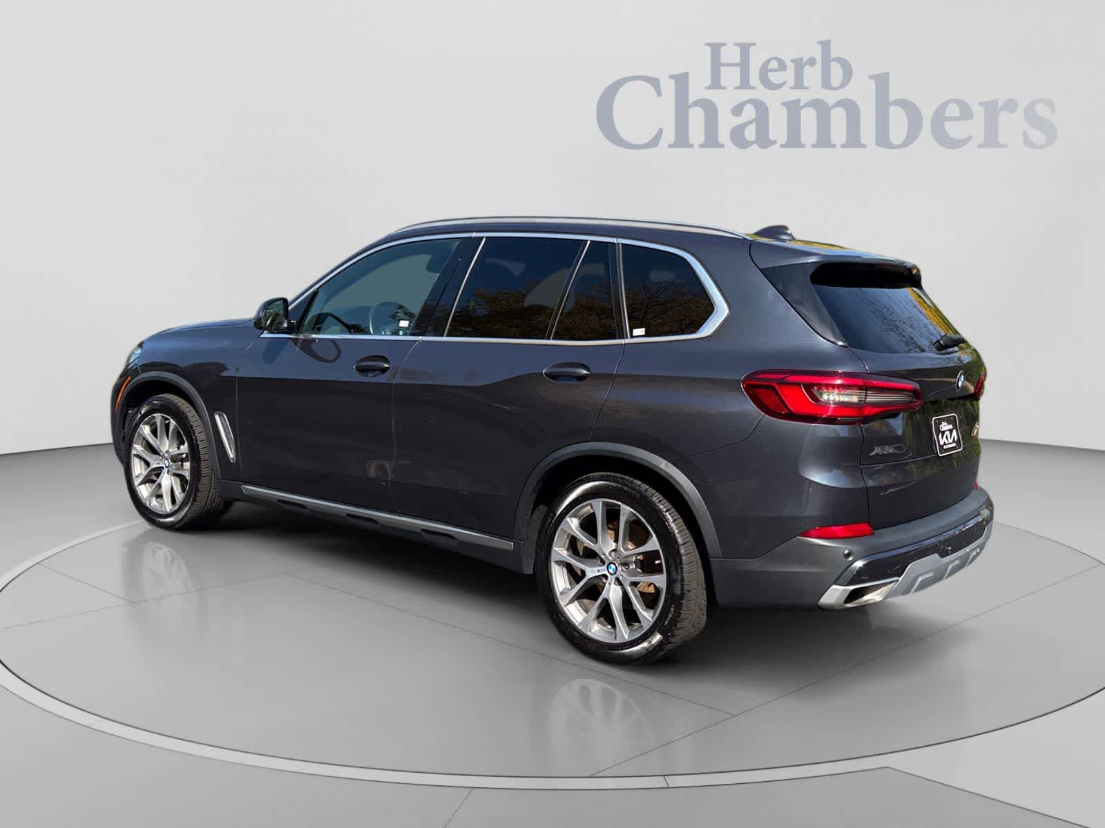 Used 2019 BMW X5 xDrive40i w/ Premium Package 2 AWD/4WD image 4