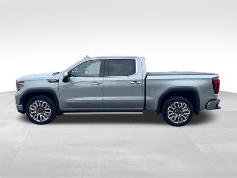 Used 2025 GMC Sierra 1500 Denali Ultimate AWD/4WD image 8