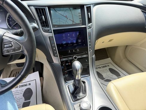 Used 2014 INFINITI Q50 Premium w/ Navigation Package RWD image 16