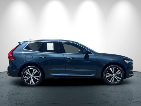 Used 2022 Volvo XC60 B5 Inscription w/ Advanced Package AWD/4WD image 3