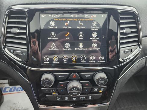 Used 2020 Jeep Grand Cherokee Limited image 21