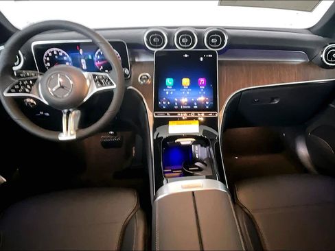 New 2026 Mercedes-Benz GLC 300 GLC 300 image 8