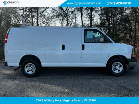 Used 2018 Chevrolet Express 2500 w/ Driver Convenience Package image 1