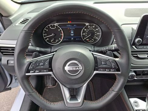 Certified 2025 Nissan Altima 2.5 SR image 21