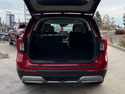 New 2026 Ford Explorer Platinum w/ LUX Leather Package image 7