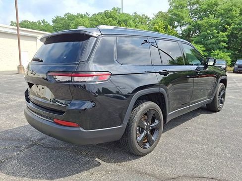 Used 2023 Jeep Grand Cherokee L Laredo AWD/4WD image 11