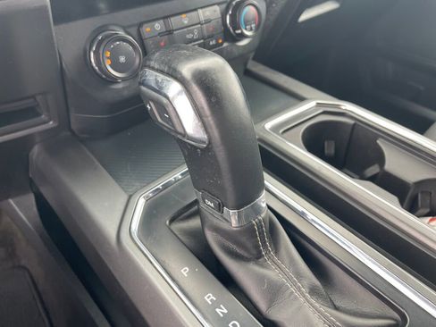 Used 2019 Ford F150 XLT w/ Equipment Group 302A Luxury AWD/4WD image 14