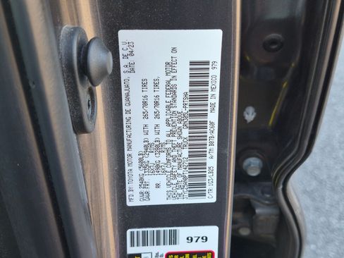 Used 2023 Toyota Tacoma TRD Pro AWD/4WD image 37