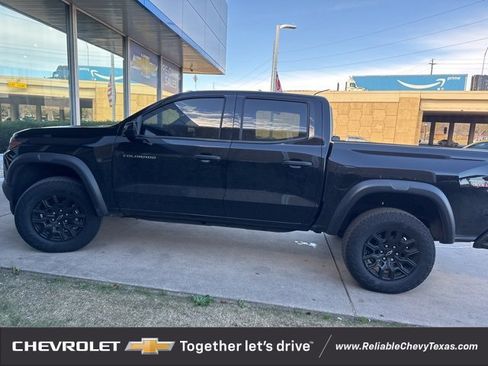 Certified 2024 Chevrolet Colorado Trail Boss w/ Advanced Trailering Package image 5