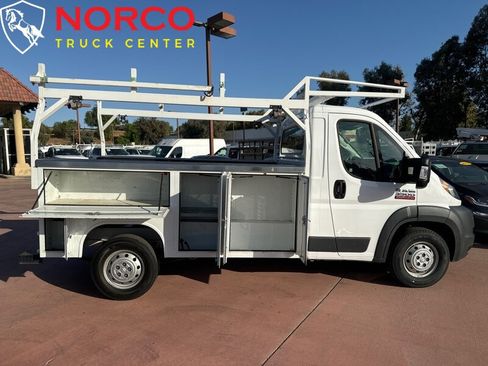 Used 2018 RAM ProMaster 3500 w/ Premium Appearance Group image 2