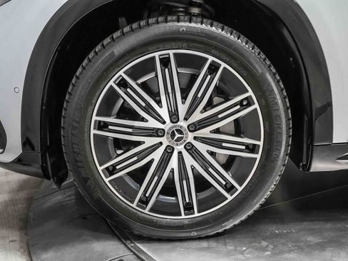 Certified 2023 Mercedes-Benz EQS 580 4MATIC SUV image 11