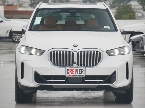 New 2026 BMW X5 sDrive40i w/ Premium Package image 2