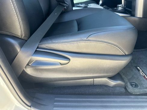 Used 2022 Toyota 4Runner TRD Sport AWD/4WD image 29