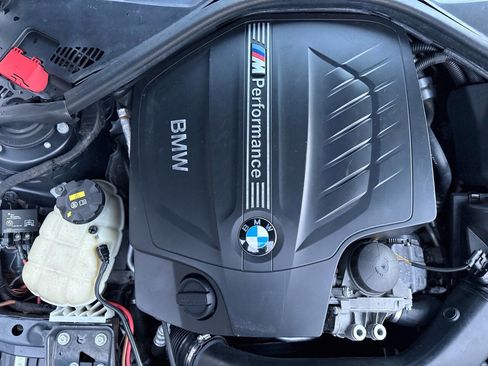 Used 2014 BMW 335i Sedan w/ Technology Package image 21