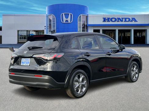New 2026 Honda HR-V LX image 6