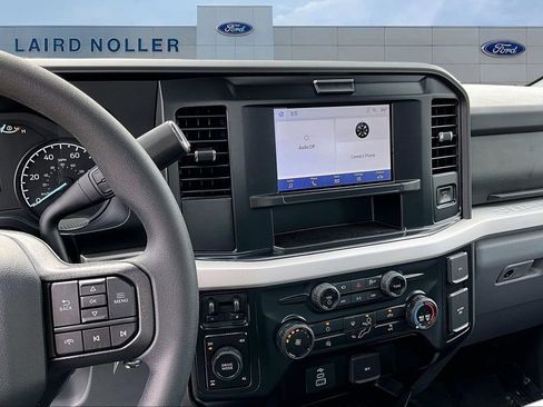 New 2025 Ford F350 XLT w/ 360-Degree Camera Package AWD/4WD image 6