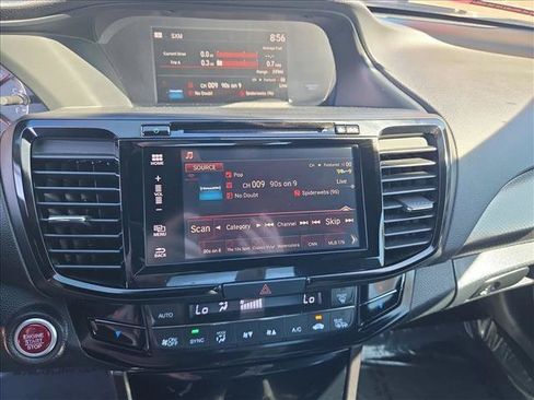 Used 2016 Honda Accord EX image 14