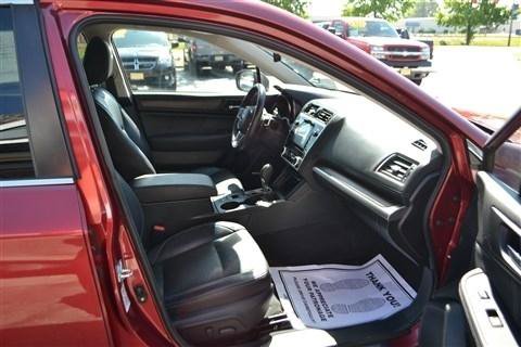 Used 2018 Subaru Outback 2.5i Limited AWD/4WD image 24