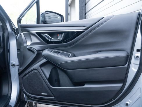 Used 2024 Subaru Outback Limited image 24