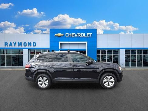 Used 2019 Volkswagen Atlas SE w/ Towing Package AWD/4WD image 2