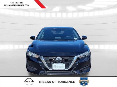 Used 2023 Nissan Sentra SV FWD image 2