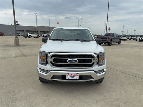 Used 2022 Ford F150 XLT w/ Equipment Group 302A High AWD/4WD image 3
